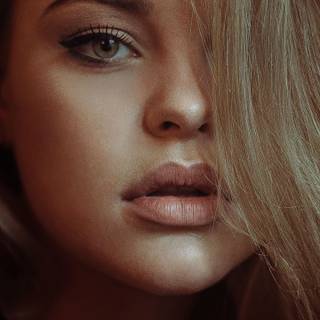 Cute blonde mobile wallpaper