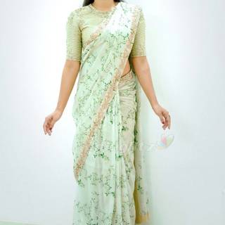 Rashmika Mandanna in saree wallpaper