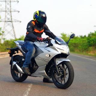 Gixxer SF 155 wallpaper