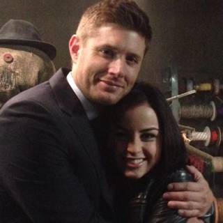 Katie Sarife wallpaper