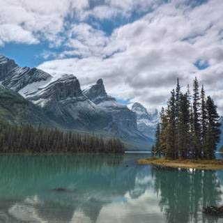 Spirit Lake wallpaper