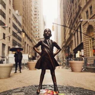 Fearless women wallpaper