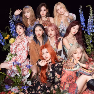 Twice Sweet Summer wallpaper