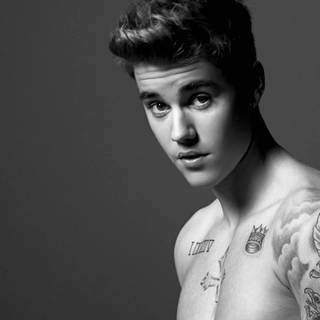 Justin Bieber aesthetic laptop wallpaper