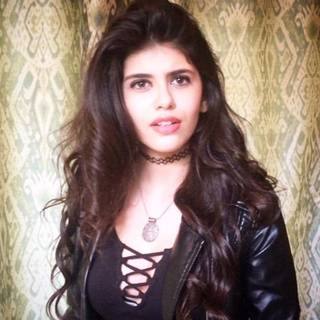 Sanjana Sanghi wallpaper