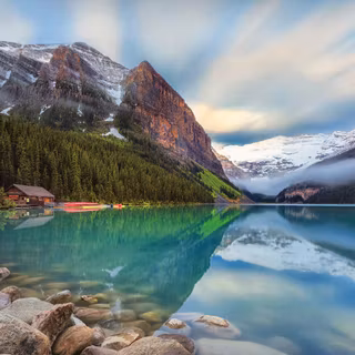 Lake Louise desktop wallpaper