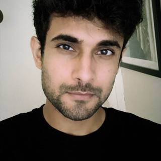 Sanam Puri wallpaper