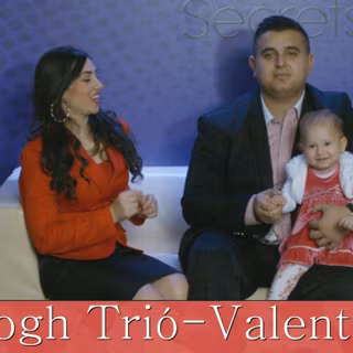 Gina Valentina wallpaper