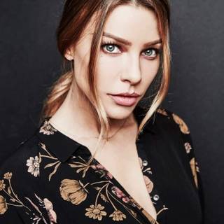 Lauren German phone wallpaper