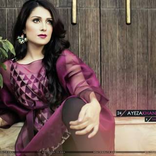 Ayeza Khan wallpaper