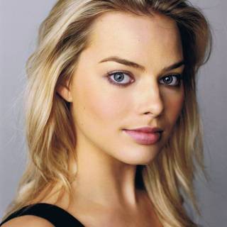 Margot Robbie mobile wallpaper