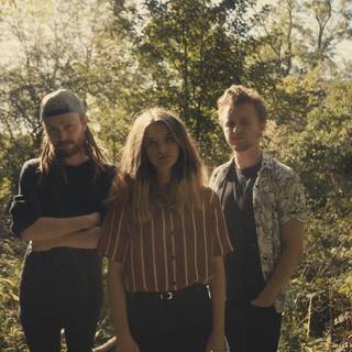 Molchat Doma wallpaper