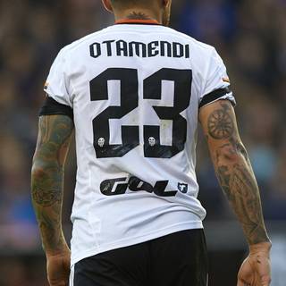 Otamendi wallpaper