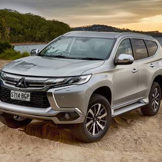 Pajero Sport wallpaper