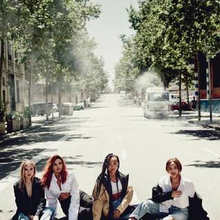 LM5 wallpaper
