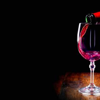 Wine glass wallpaper