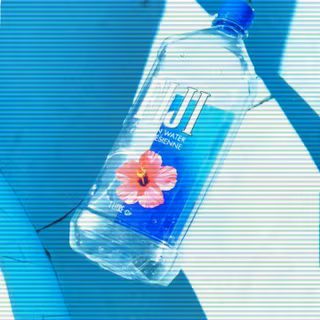 Water bottle wallpaper