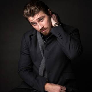 Garrett Hedlund wallpaper