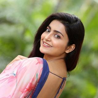 Avantika Mishra wallpaper
