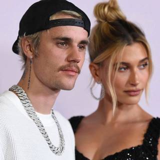 Justin Bieber One Less Lonely Girl wallpaper