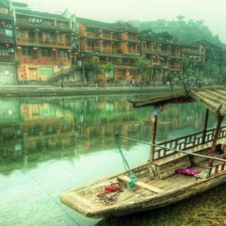 Canoe in spring wallpaper