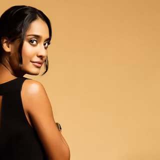 Lisa Haydon wallpaper