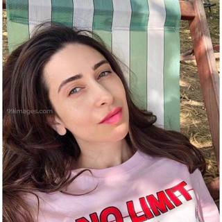 Karishma Kapoor mobile wallpaper