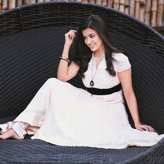 Anju Kurian close up HD wallpaper