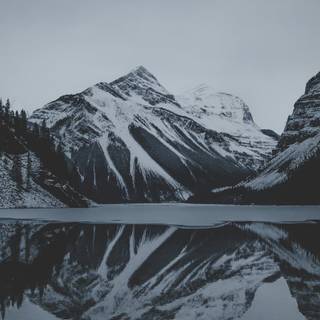 Aesthetic mountains wallpaper