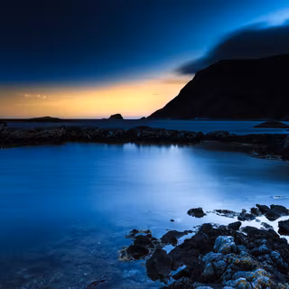 Night at beach 4k wallpaper