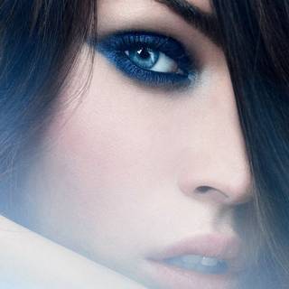 Girl blue eye close up HD wallpaper