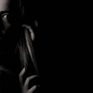 Black and white girl wallpaper