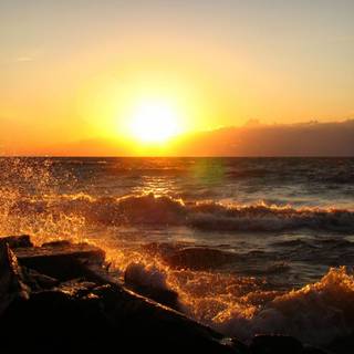 Sunset over the ocean wallpaper