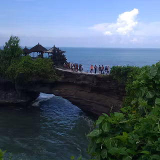 Natural bridge in Bali wallpaper