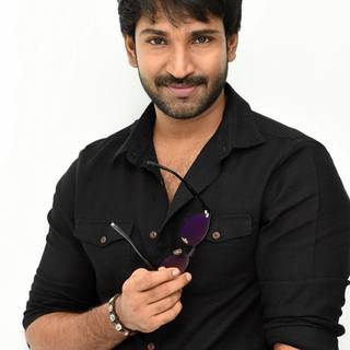 Aadhi wallpaper