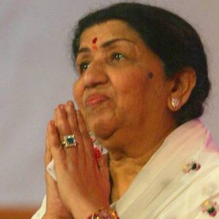 Lata Mangeshkar wallpaper