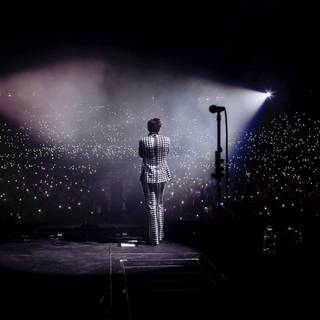 Harry Styles laptop wallpaper