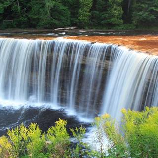 Tahquamenon Falls Michigan wallpaper