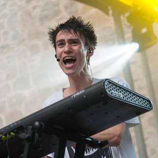 Jacob Collier wallpaper