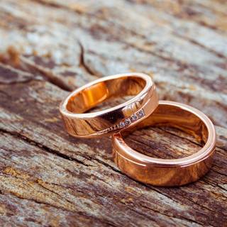 Wedding rings wallpaper