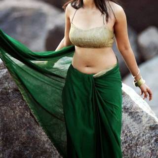 Anushka Shetty Navel wallpaper