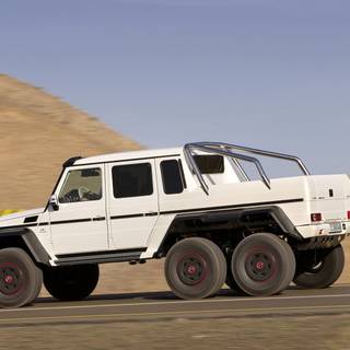 G Wagon 6x6 wallpaper