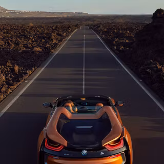 BMW I8 2020 iPhone wallpaper