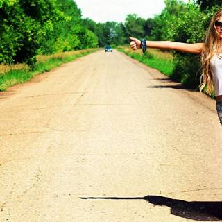 Travel women wallpaper