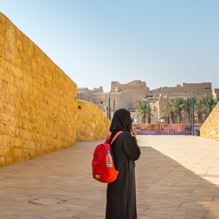 Travel women wallpaper