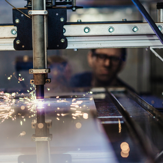 Manufacturing wallpaper