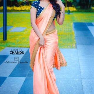 Deepthi Sunaina wallpaper