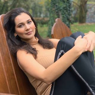 Gülsim Ali wallpaper