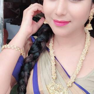Alya Manasa wallpaper