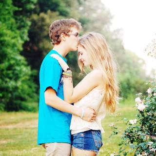 Boy and girl love HD wallpaper